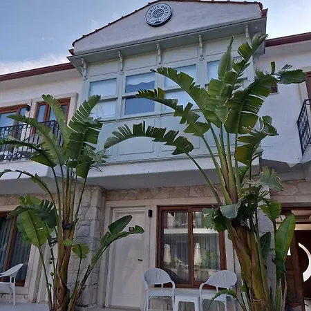 Hotel Icarus 3*