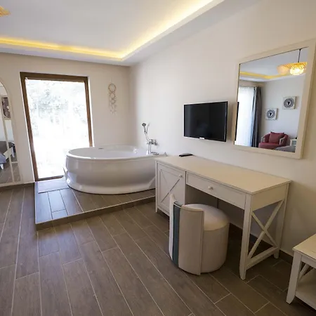 Icarus 3* Alaçatı